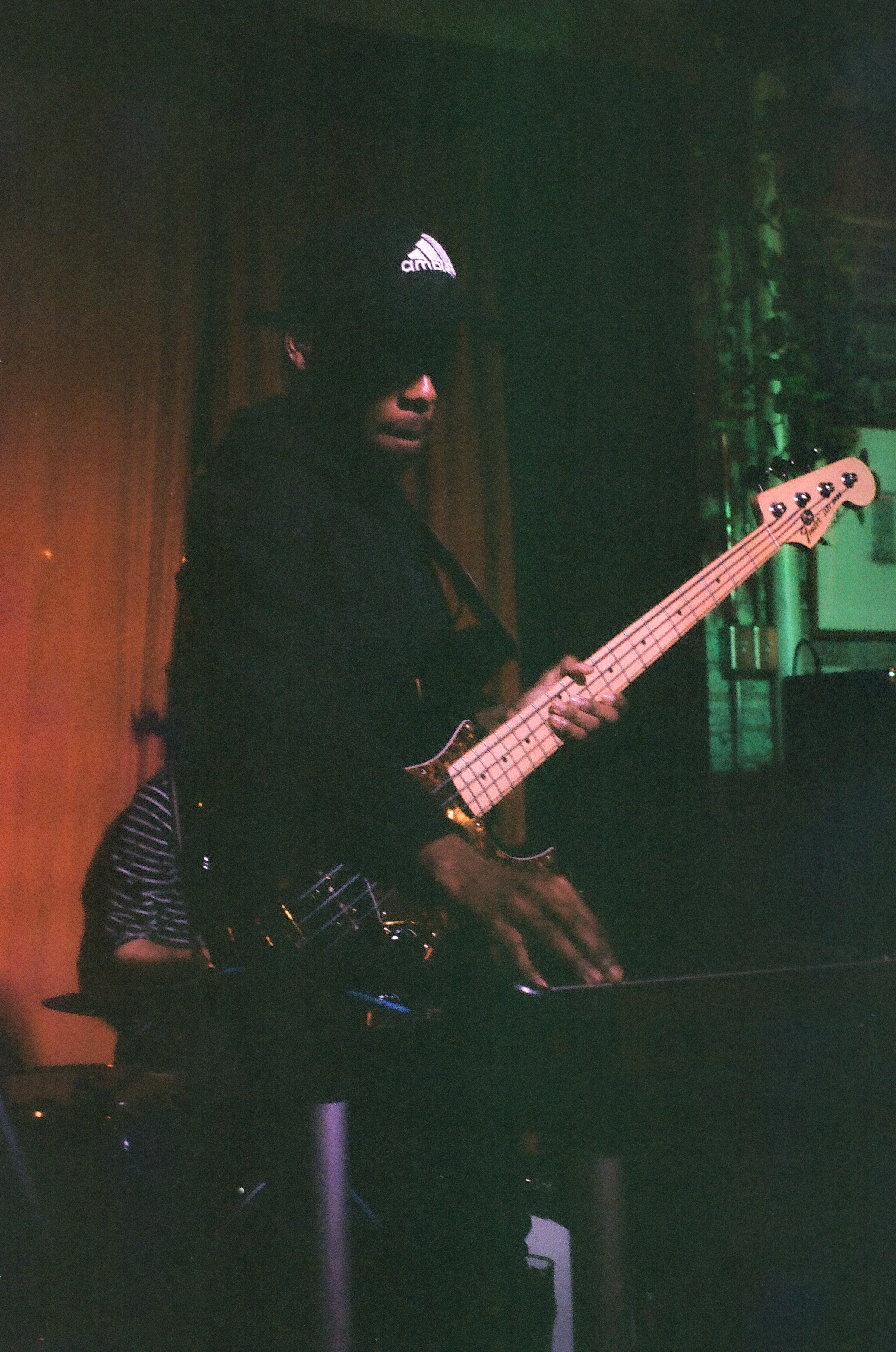 KZZZM live photo Kazmsongs analog (2)